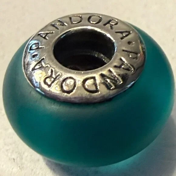 Authentic Pandora Green Matte Murano Glass Charm - Picture 6 of 6